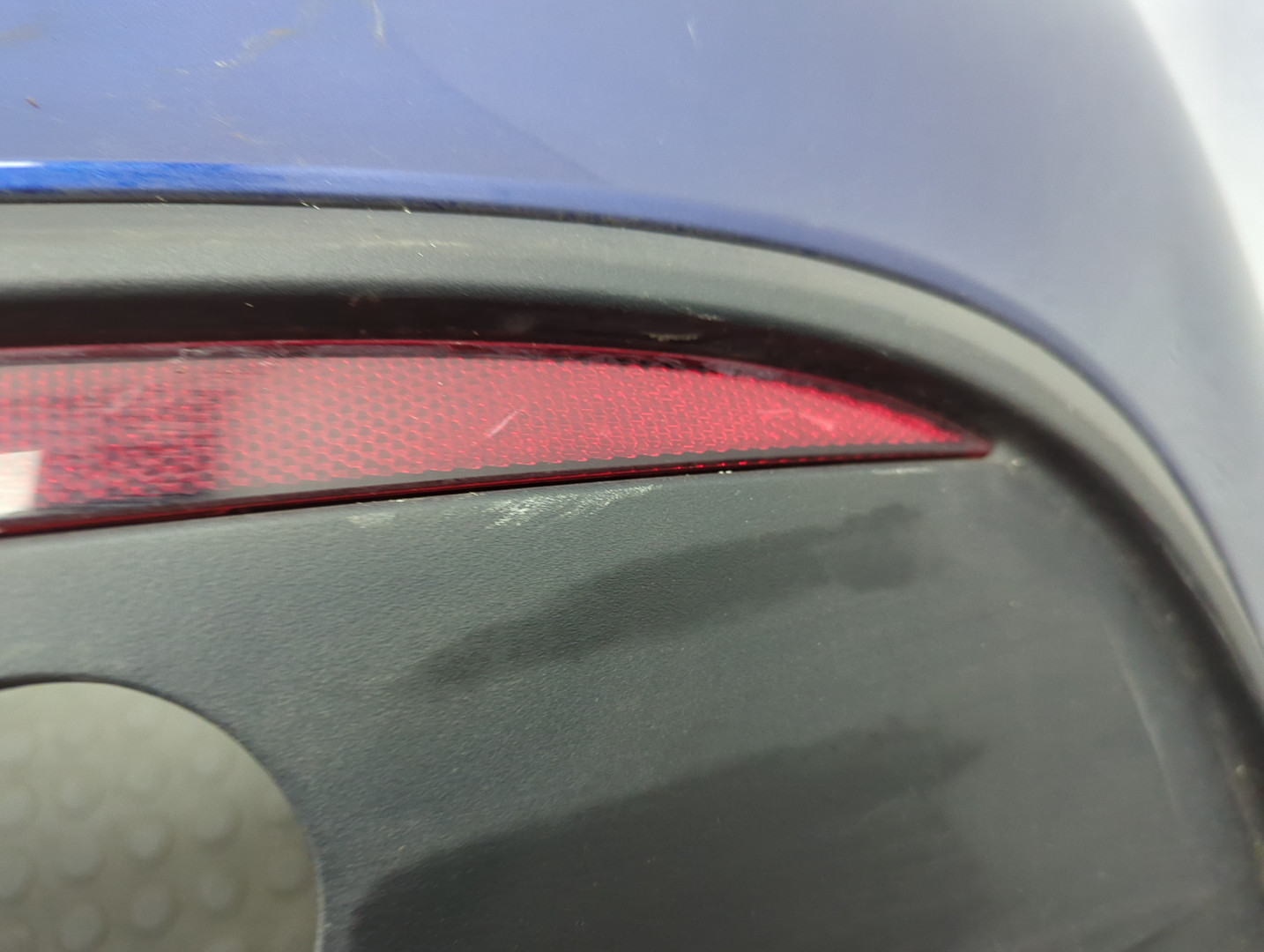 Бампер задний