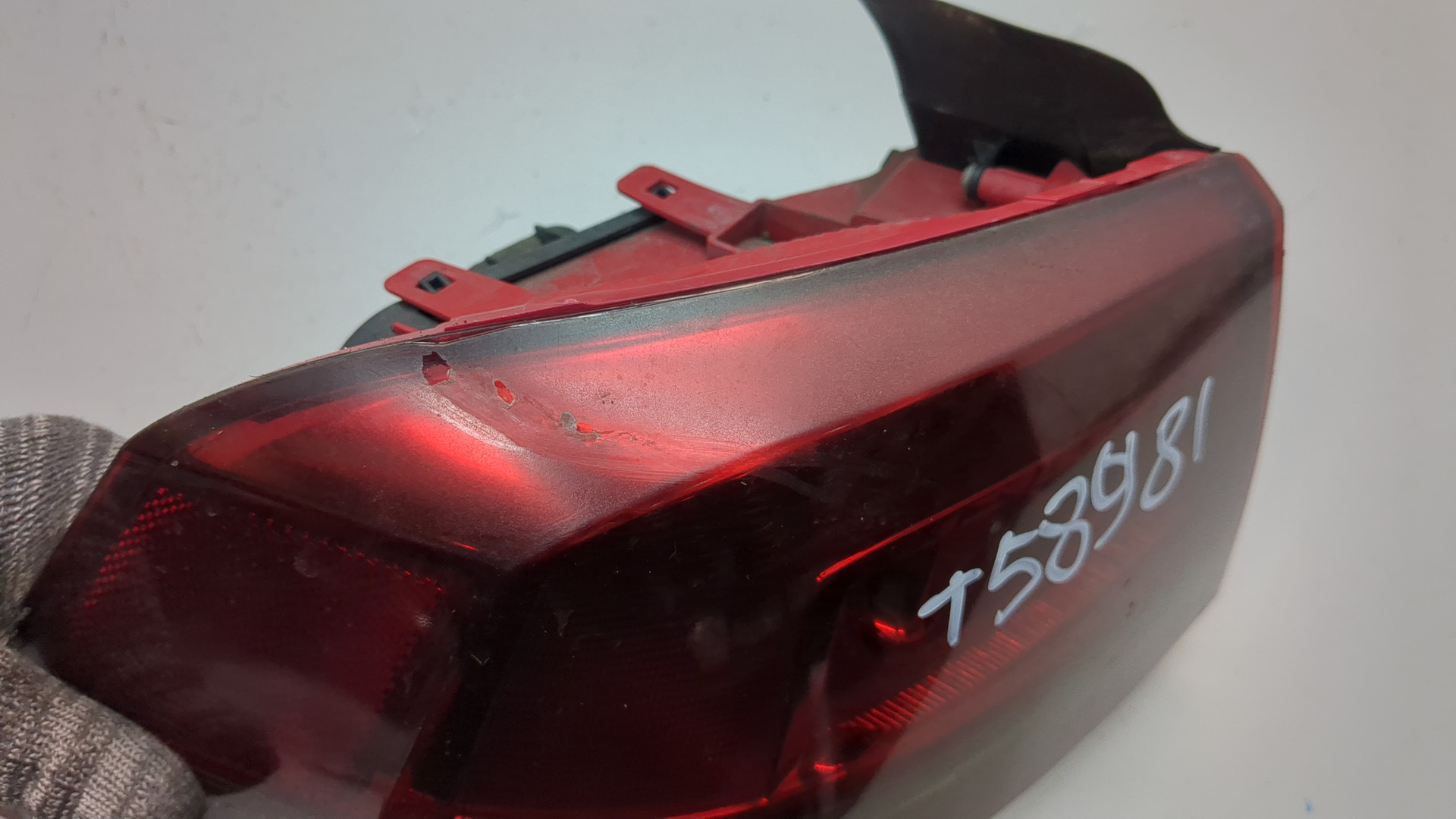 Фонарь задний левый