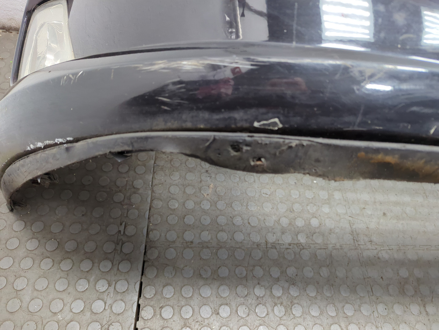 Бампер передний