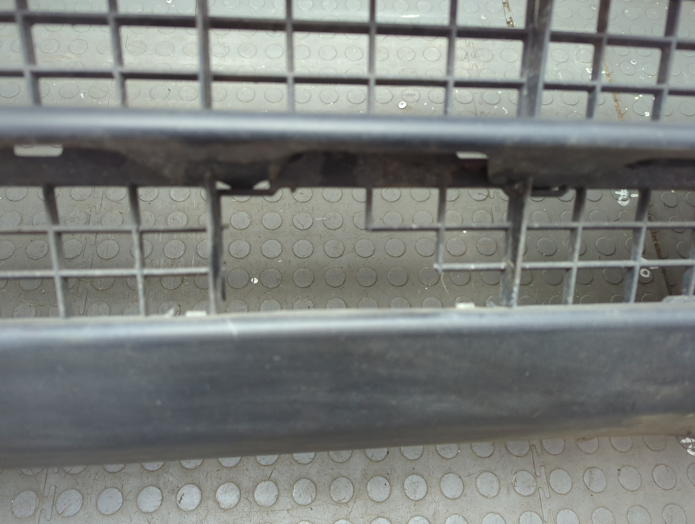 Бампер передний