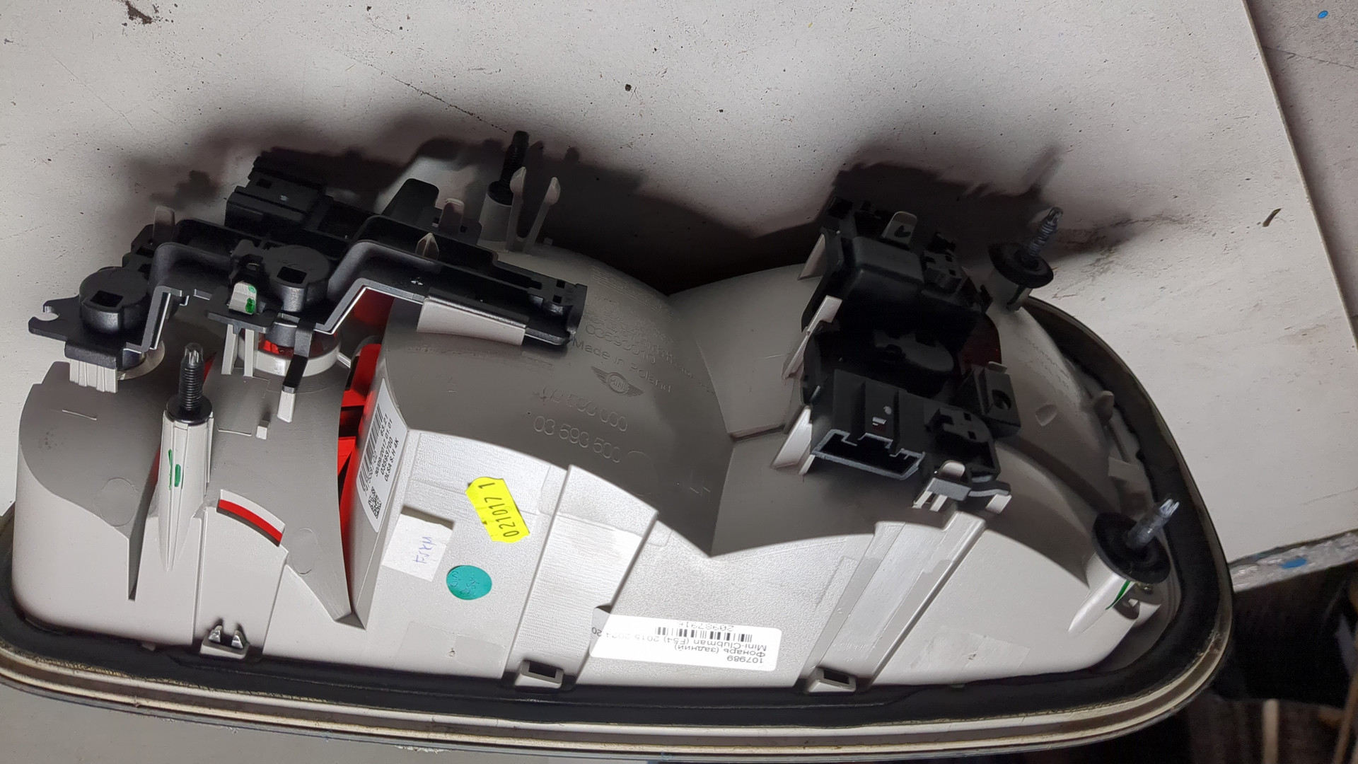 Фонарь задний левый