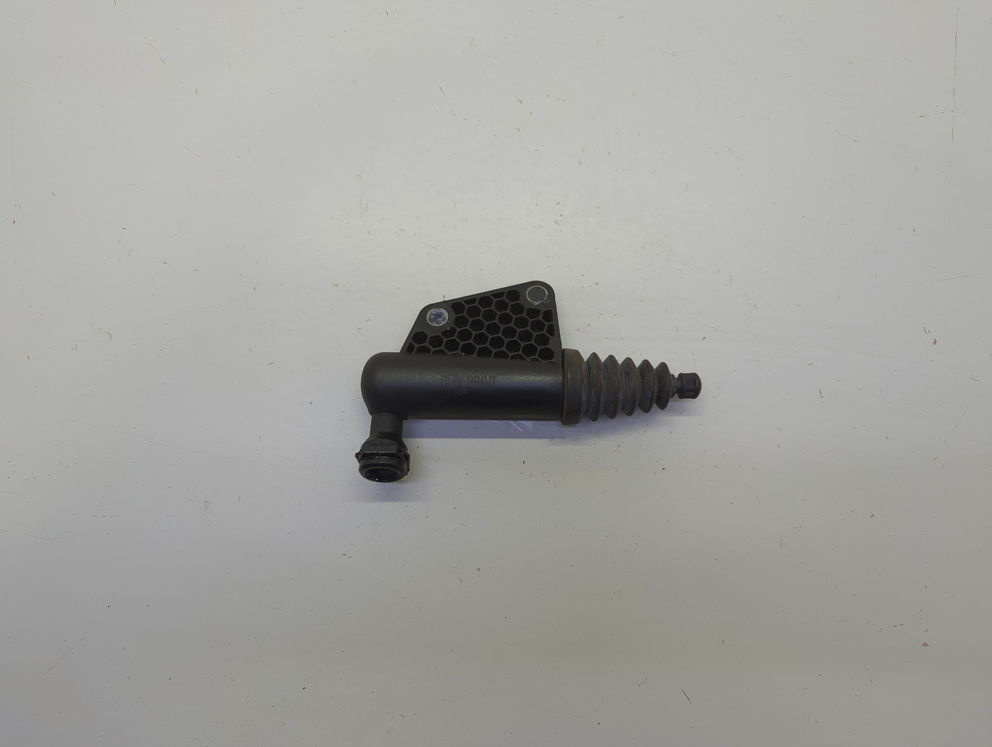 Цилиндр сцепления рабочий