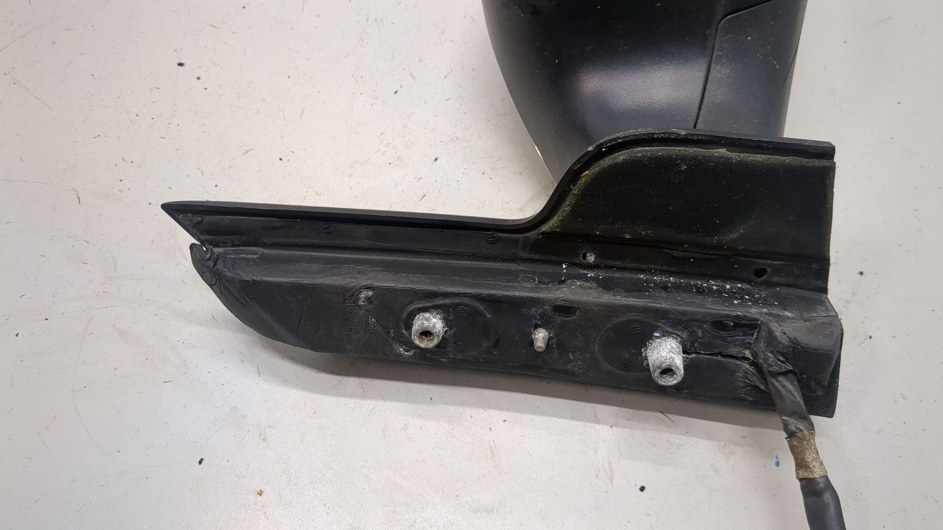 Зеркало правое электрическое