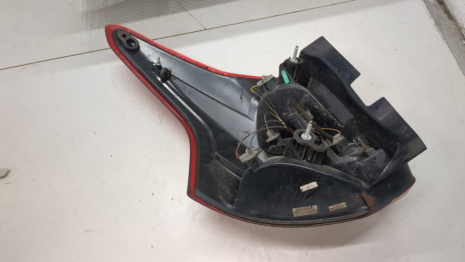 Фонарь задний правый