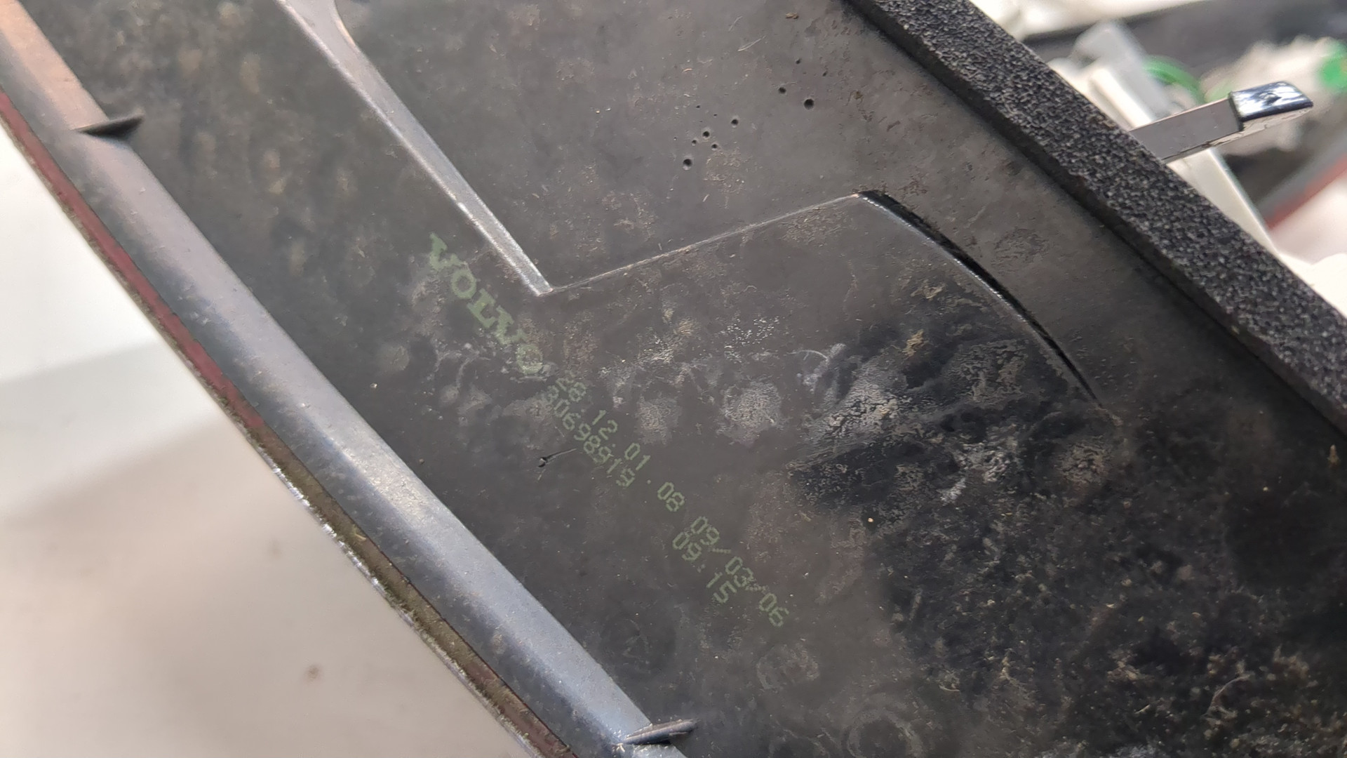 Фонарь задний левый