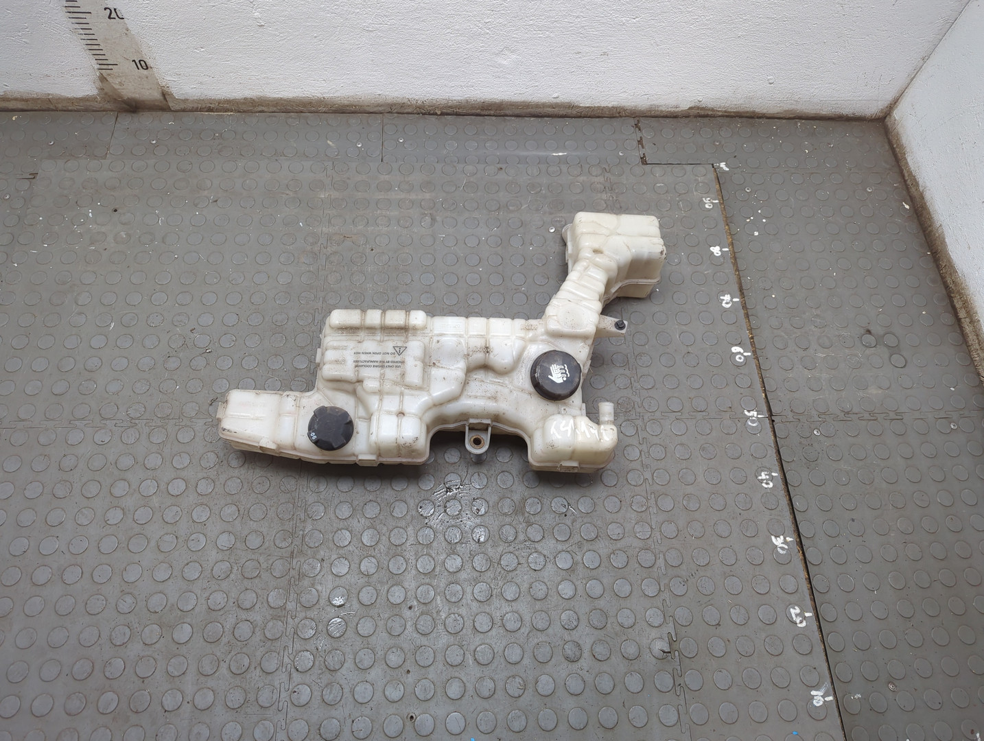 Бачок расширительный