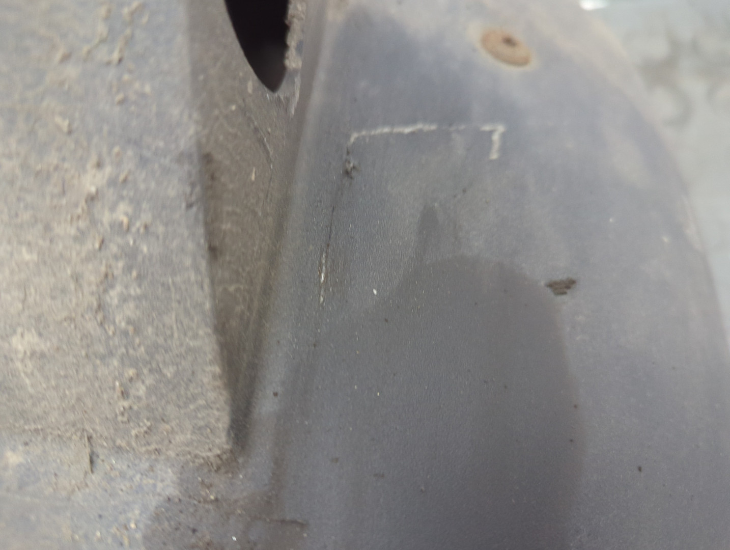 Крыло заднее левое