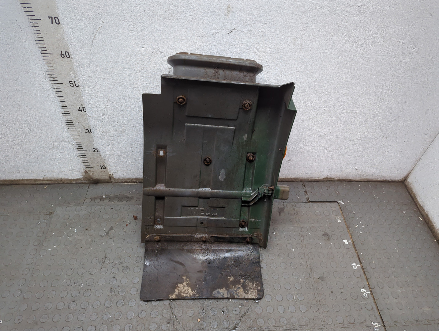 Крыло заднее левое