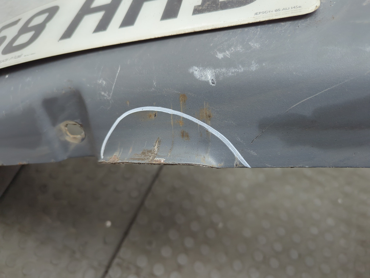 Бампер передний