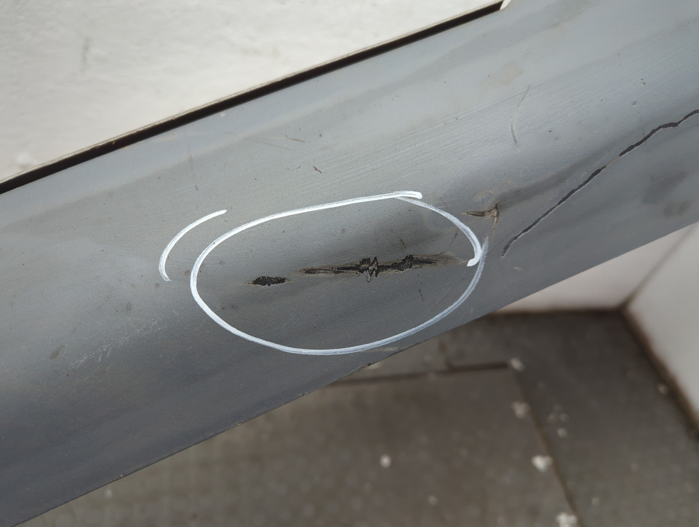 Бампер передний