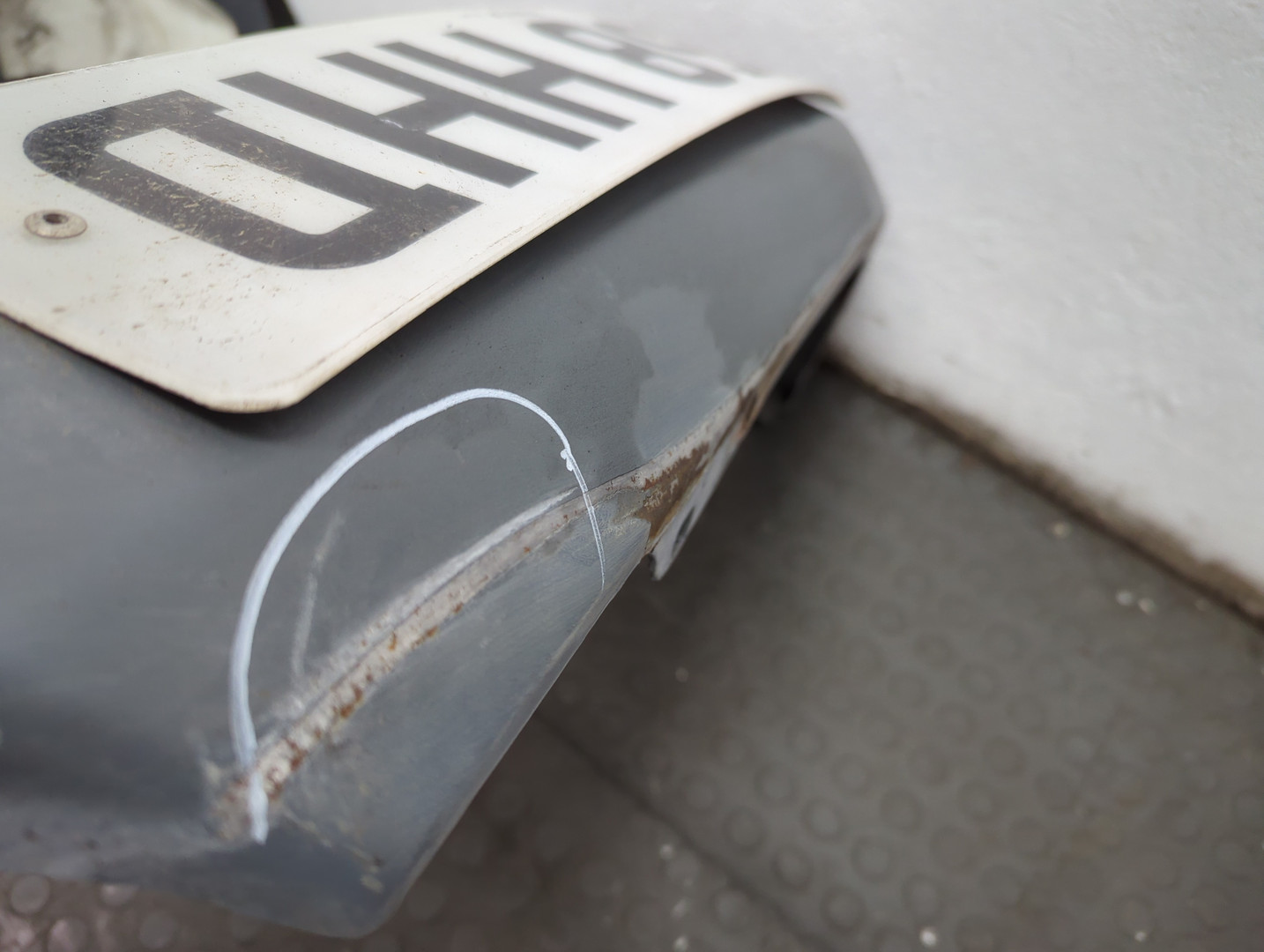 Бампер передний