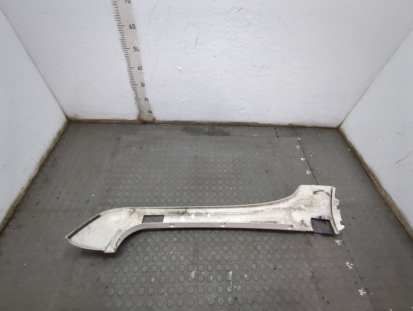 Молдинг лобового стекла