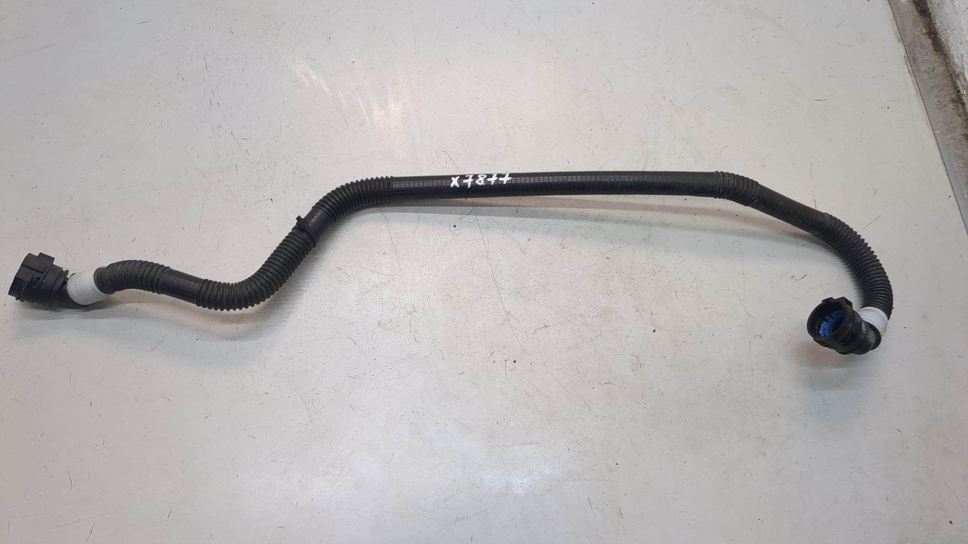 Трубка системы охлаждения