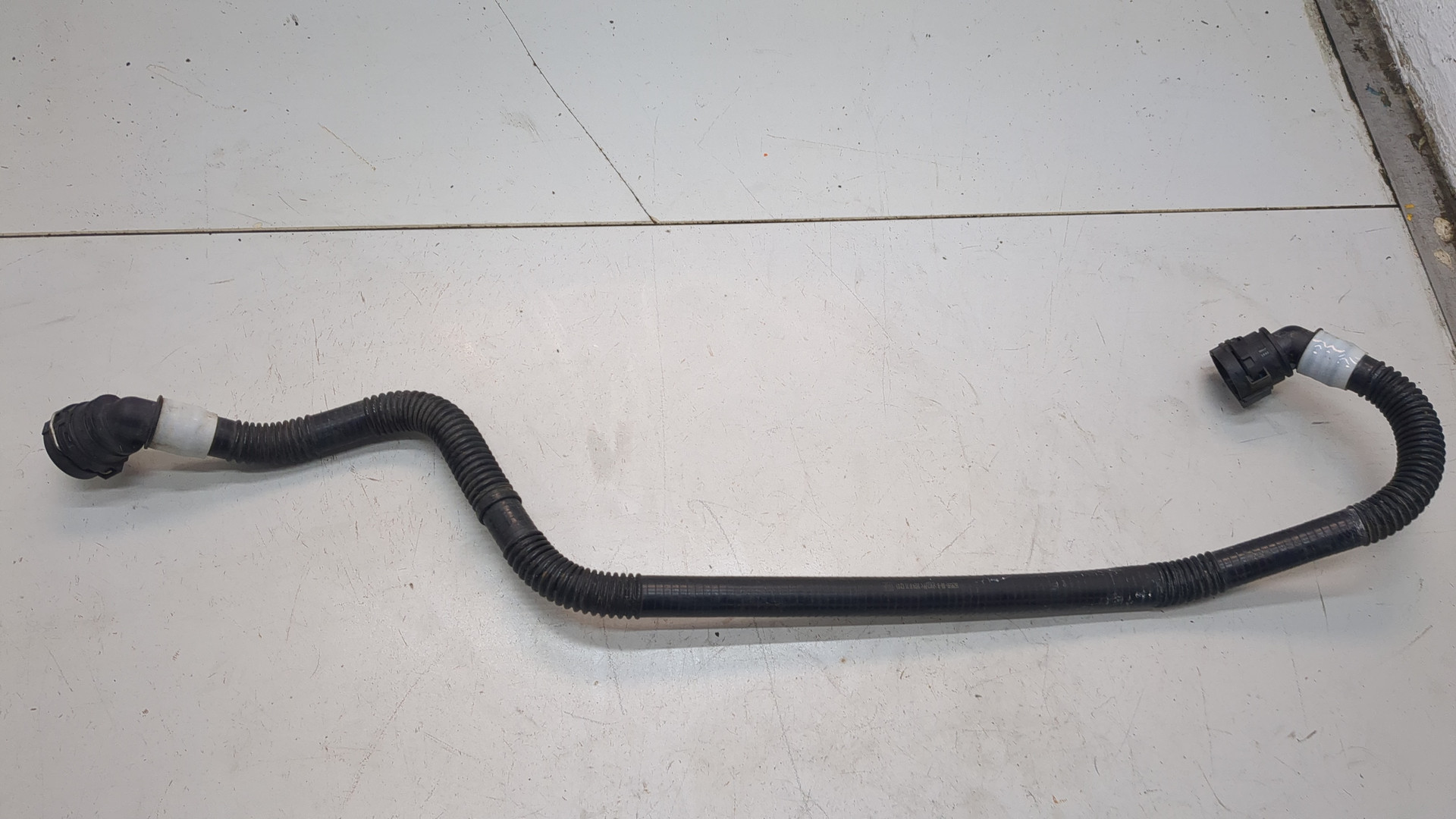 Трубка системы охлаждения