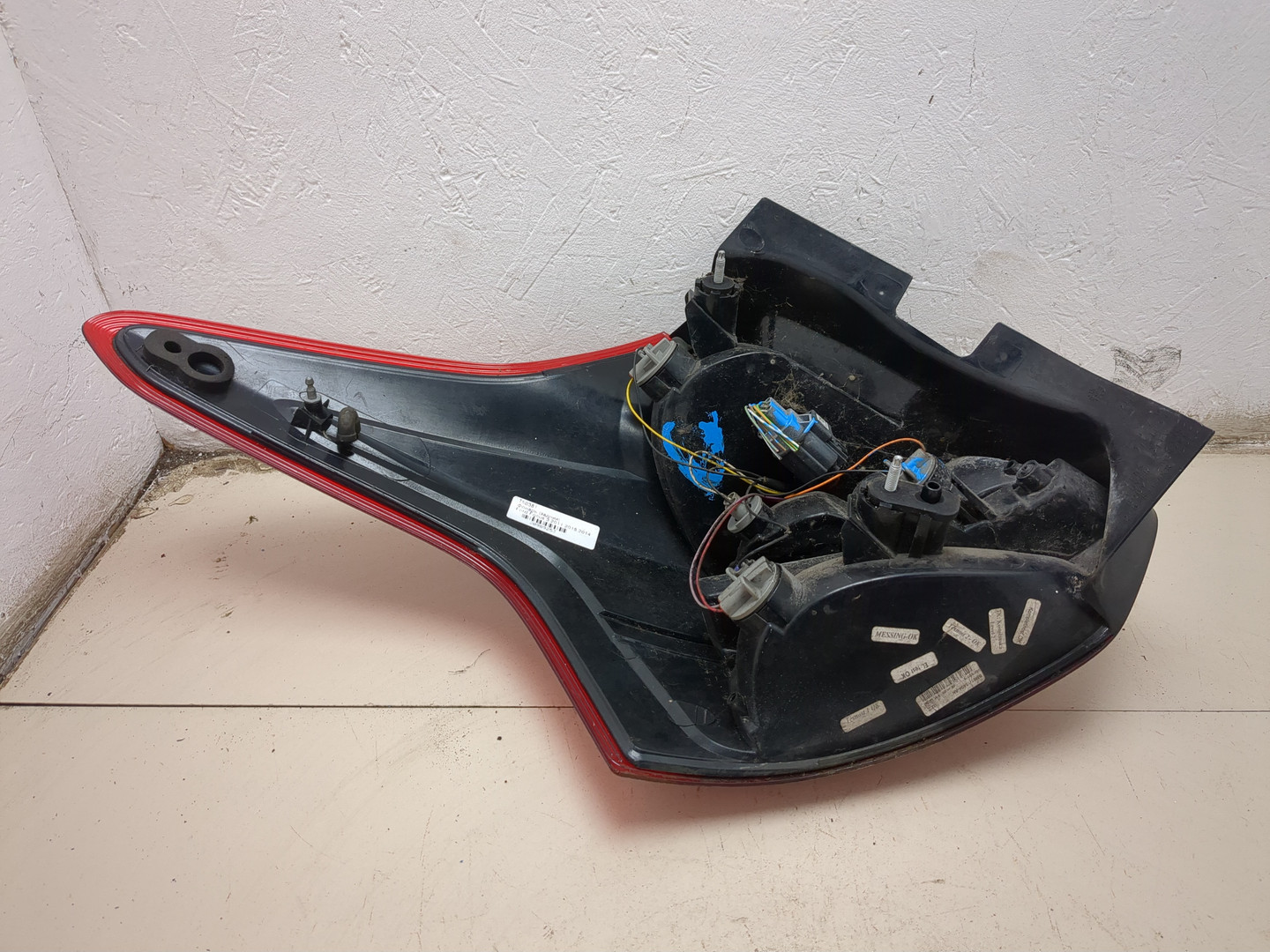 Фонарь задний правый