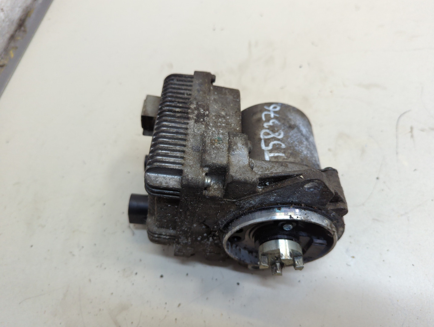 Серводвигатель рулевой рейки