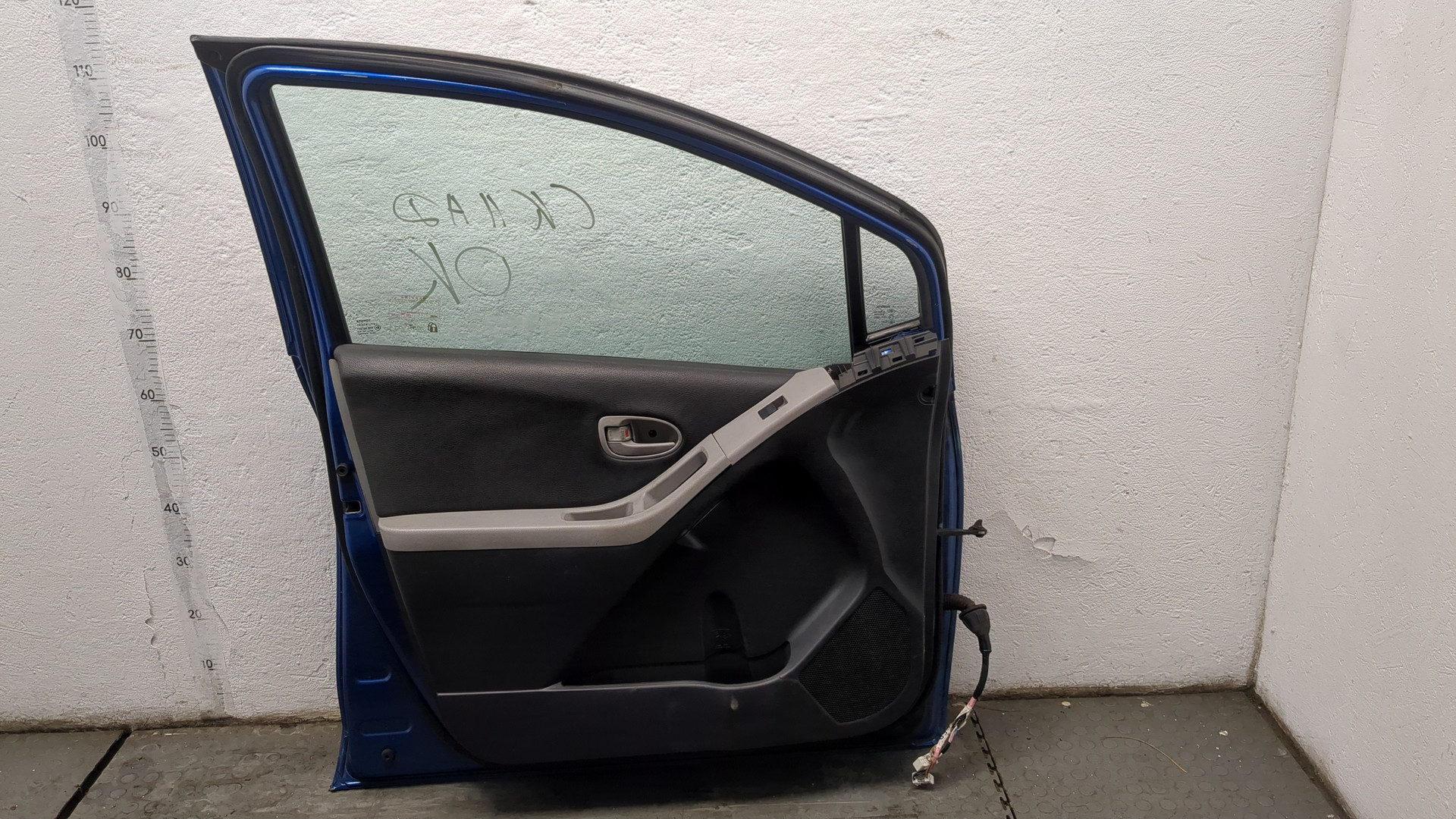 Дверь передняя левая