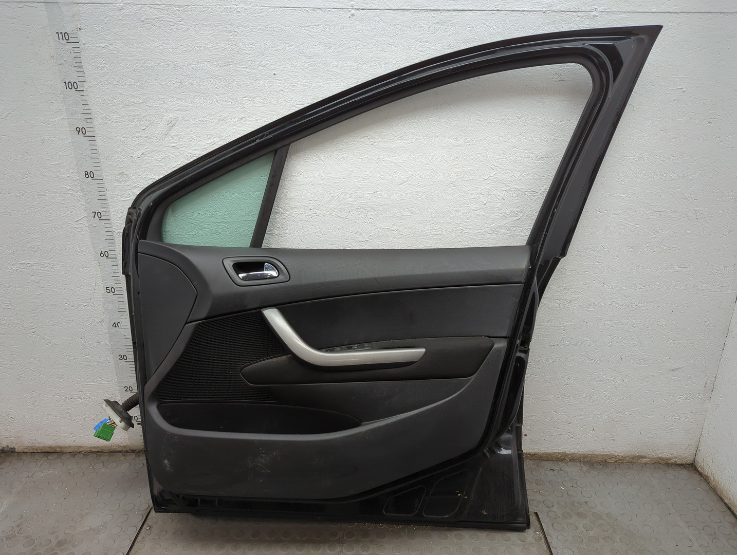 Дверь передняя правая