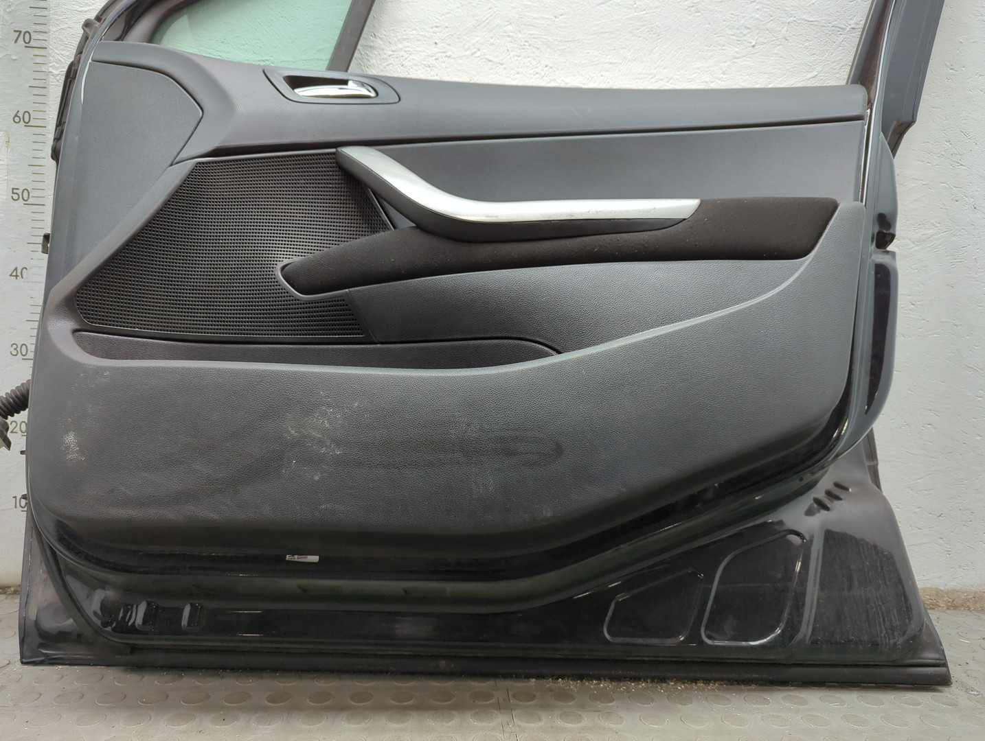 Дверь передняя правая