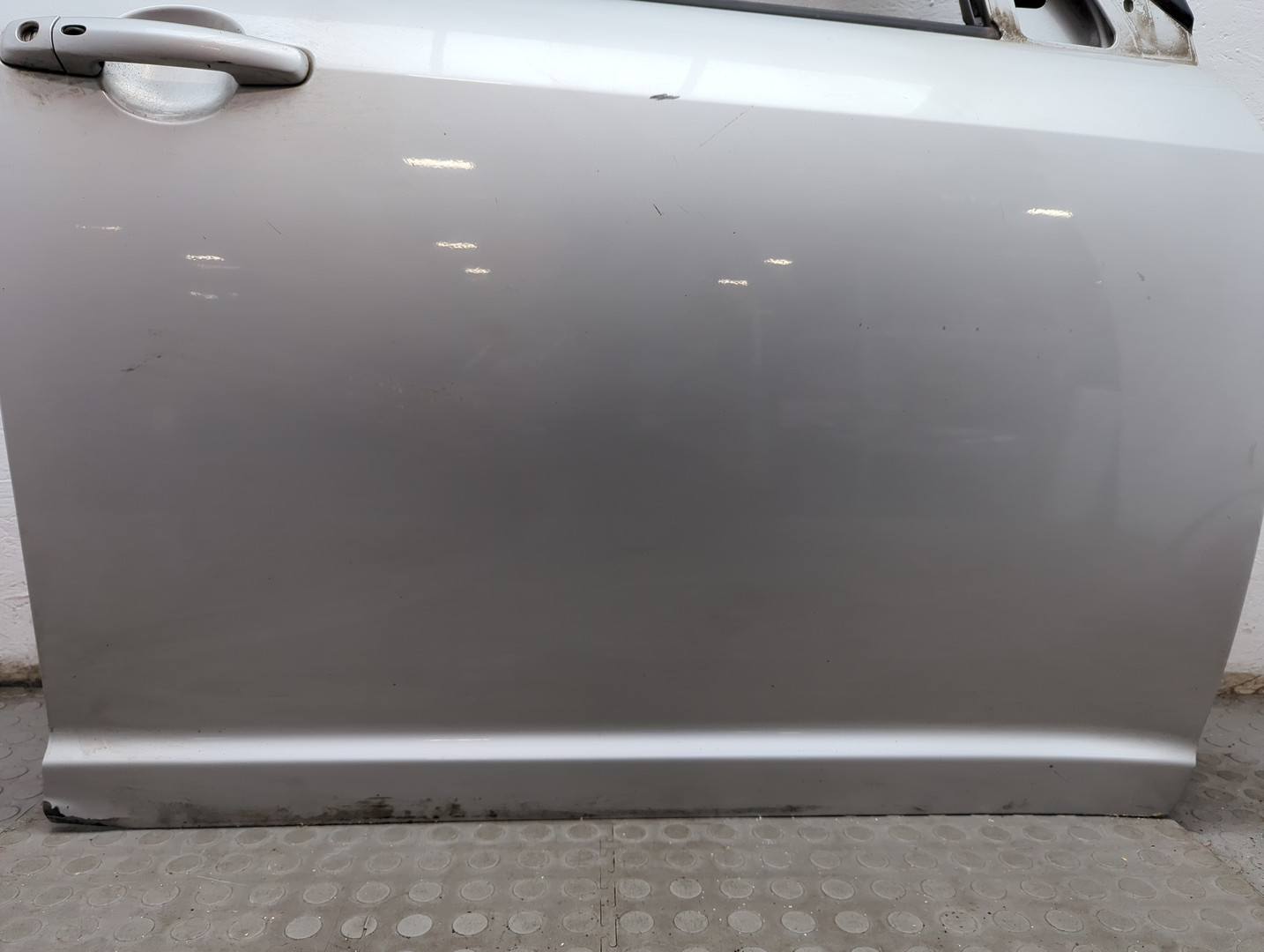 Дверь передняя правая