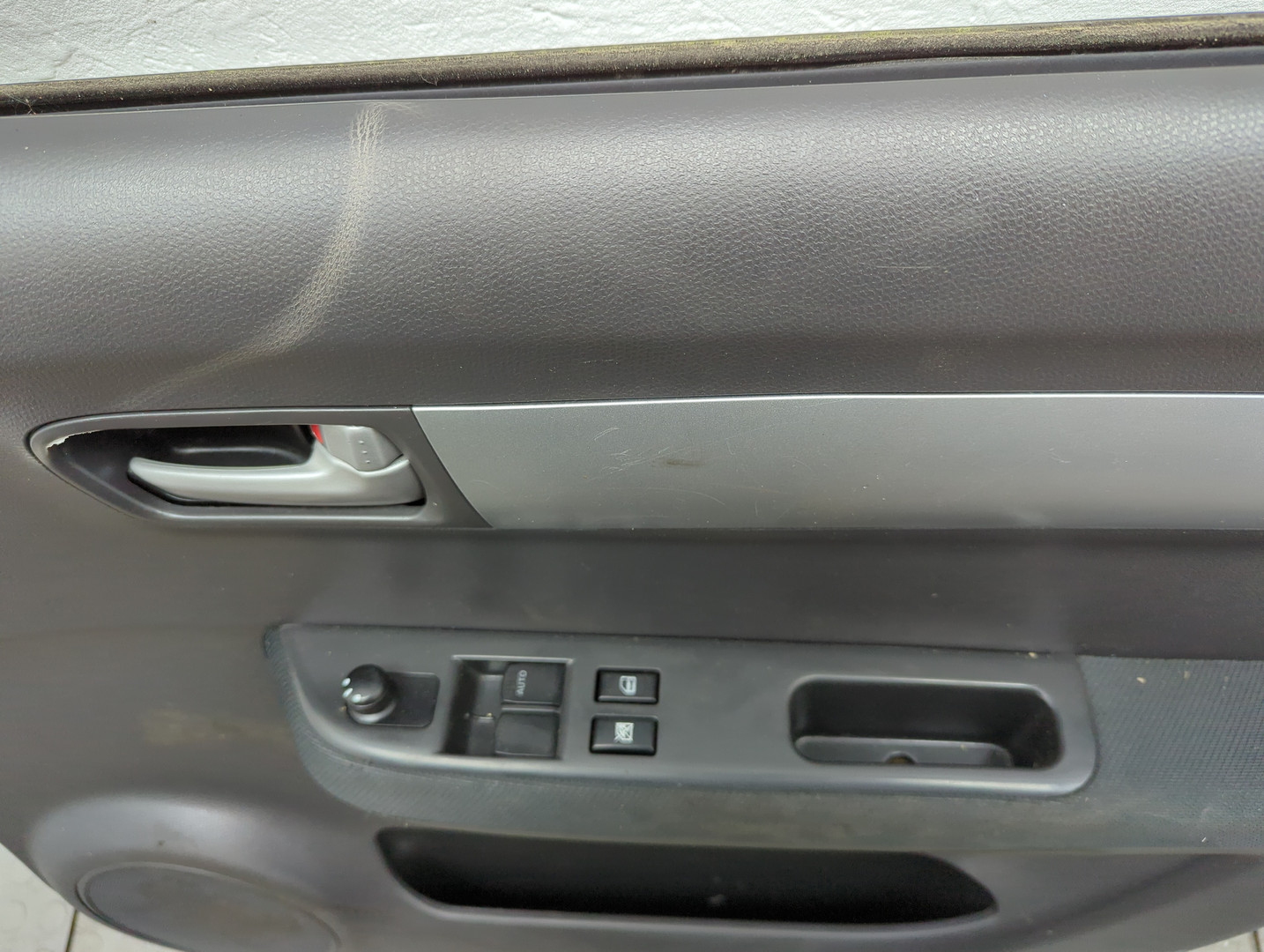 Дверь передняя правая