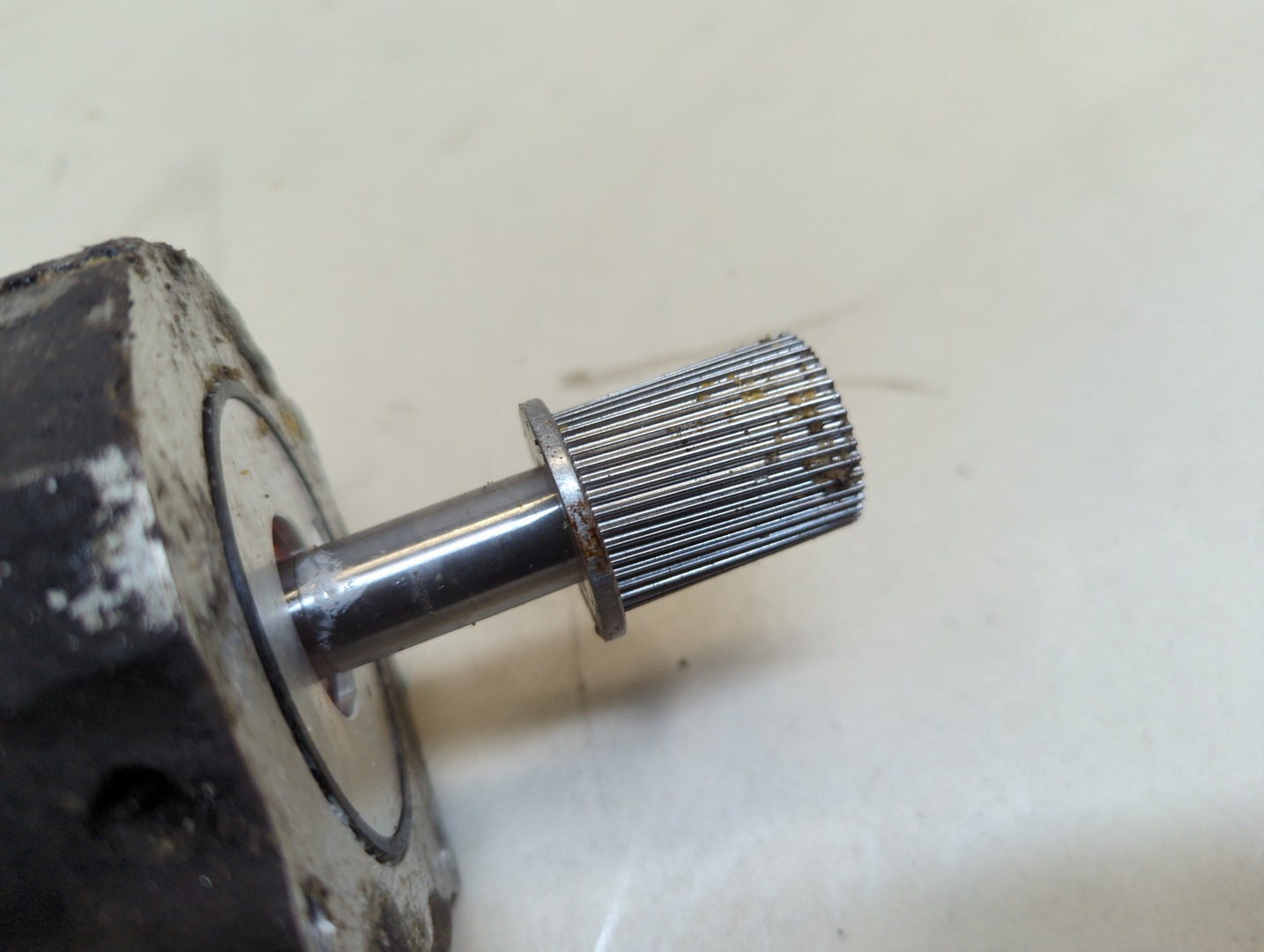 Серводвигатель рулевой рейки