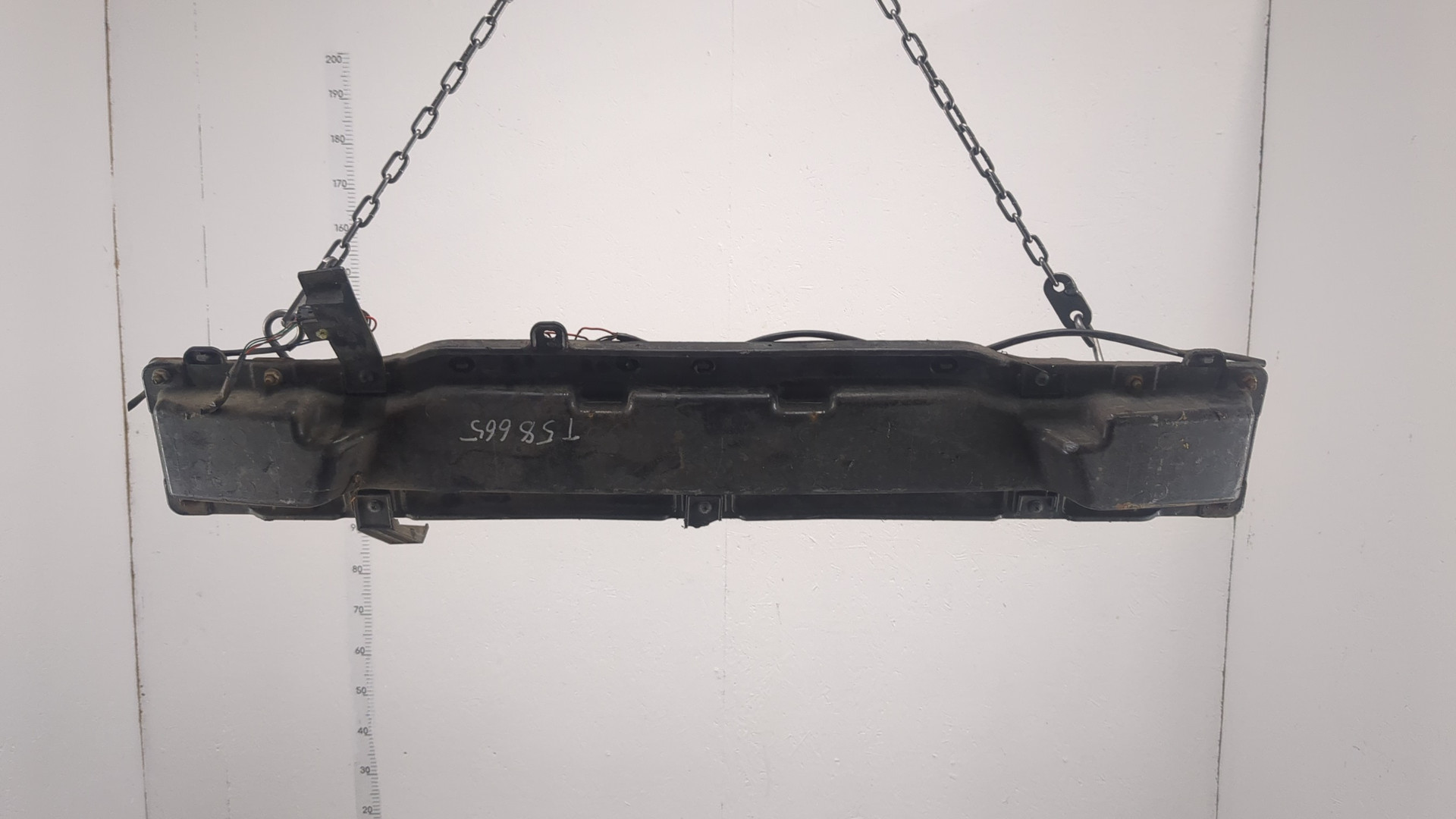 Усилитель заднего бампера