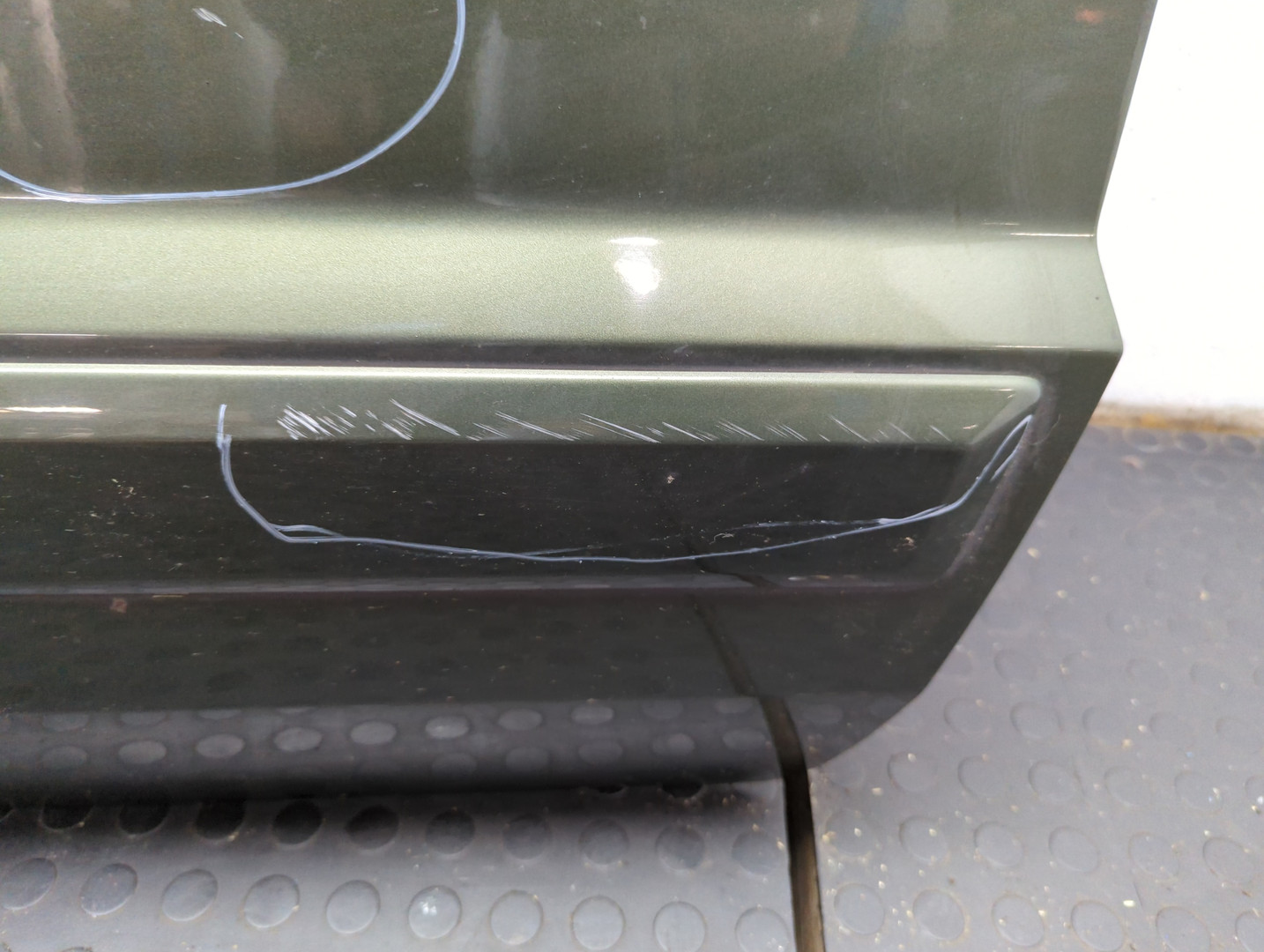 Дверь передняя правая