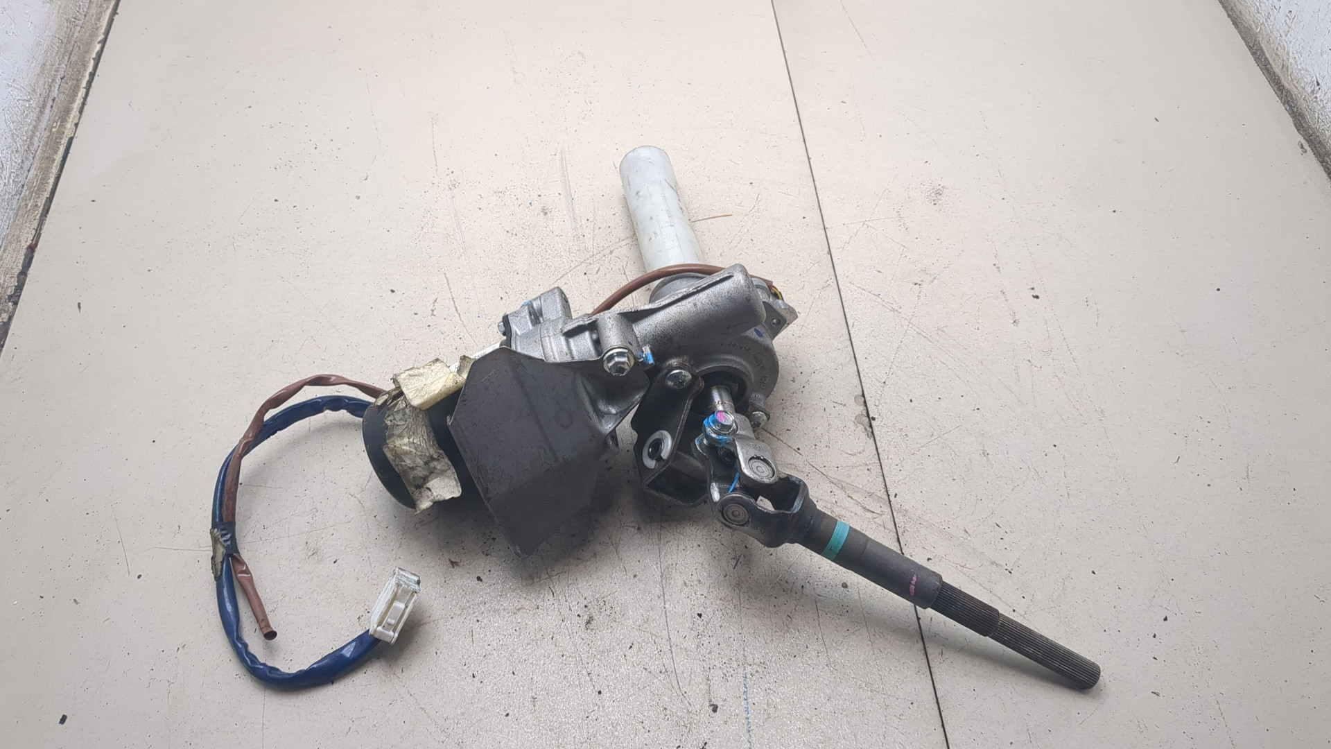 Серводвигатель рулевой рейки