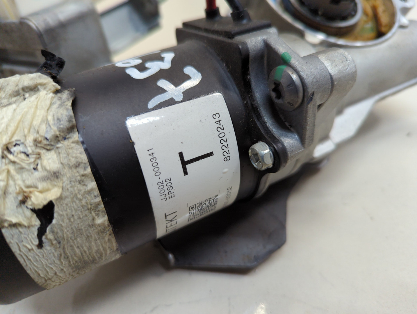 Серводвигатель рулевой рейки