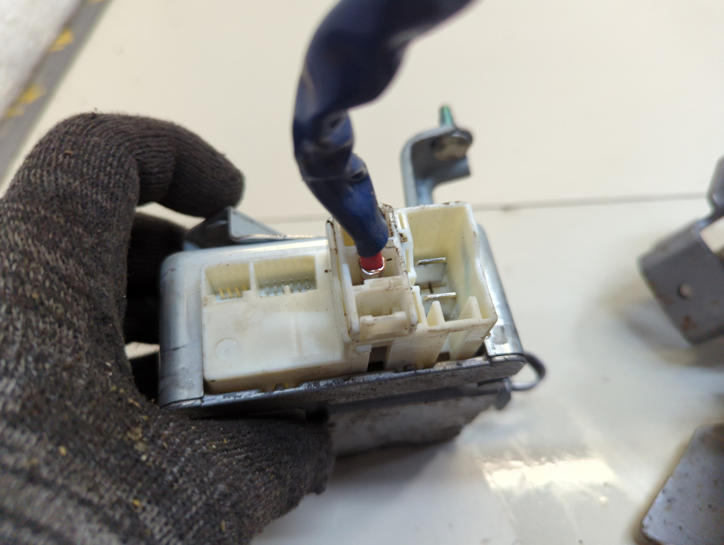 Серводвигатель рулевой рейки