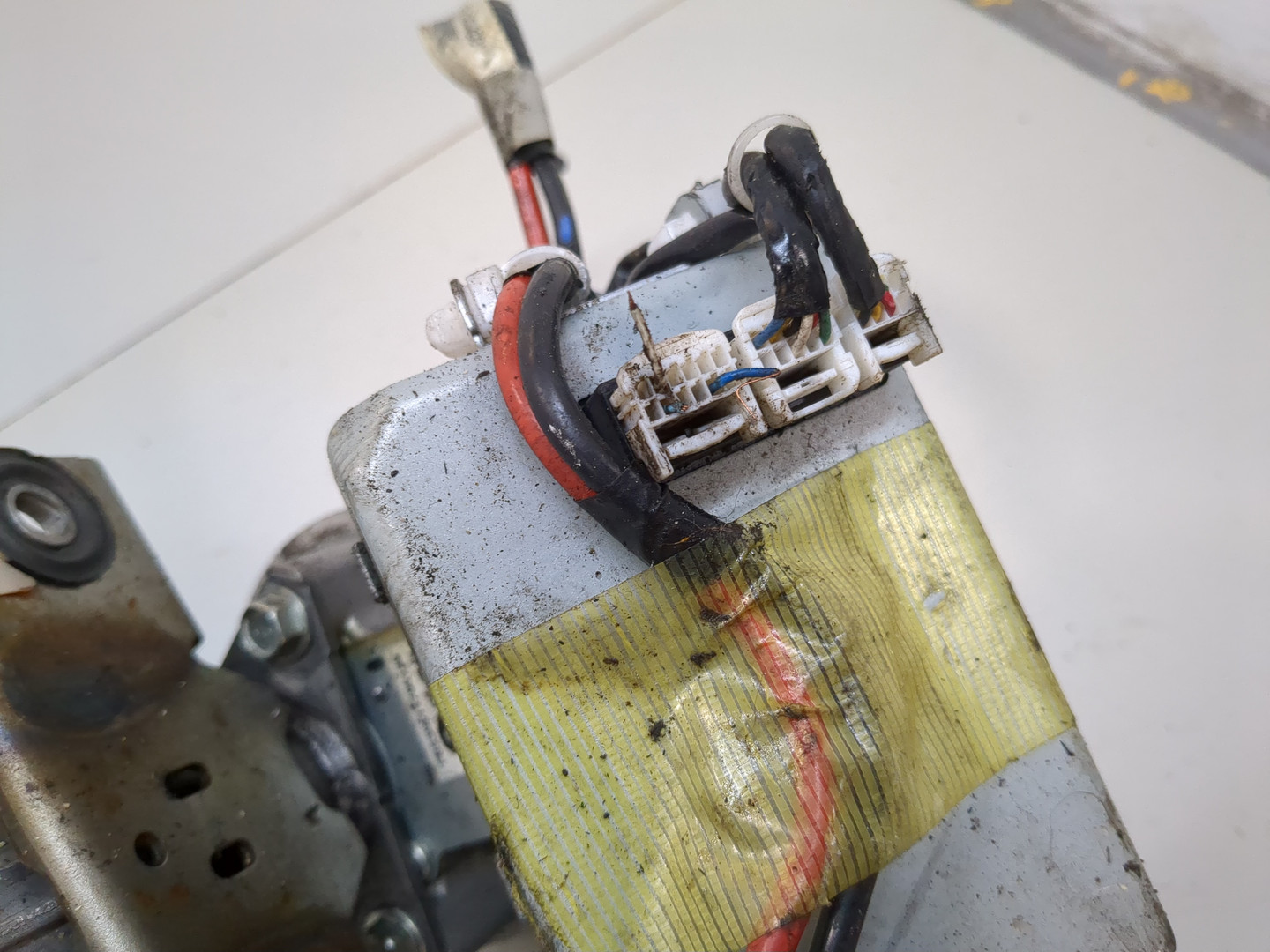 Серводвигатель рулевой рейки