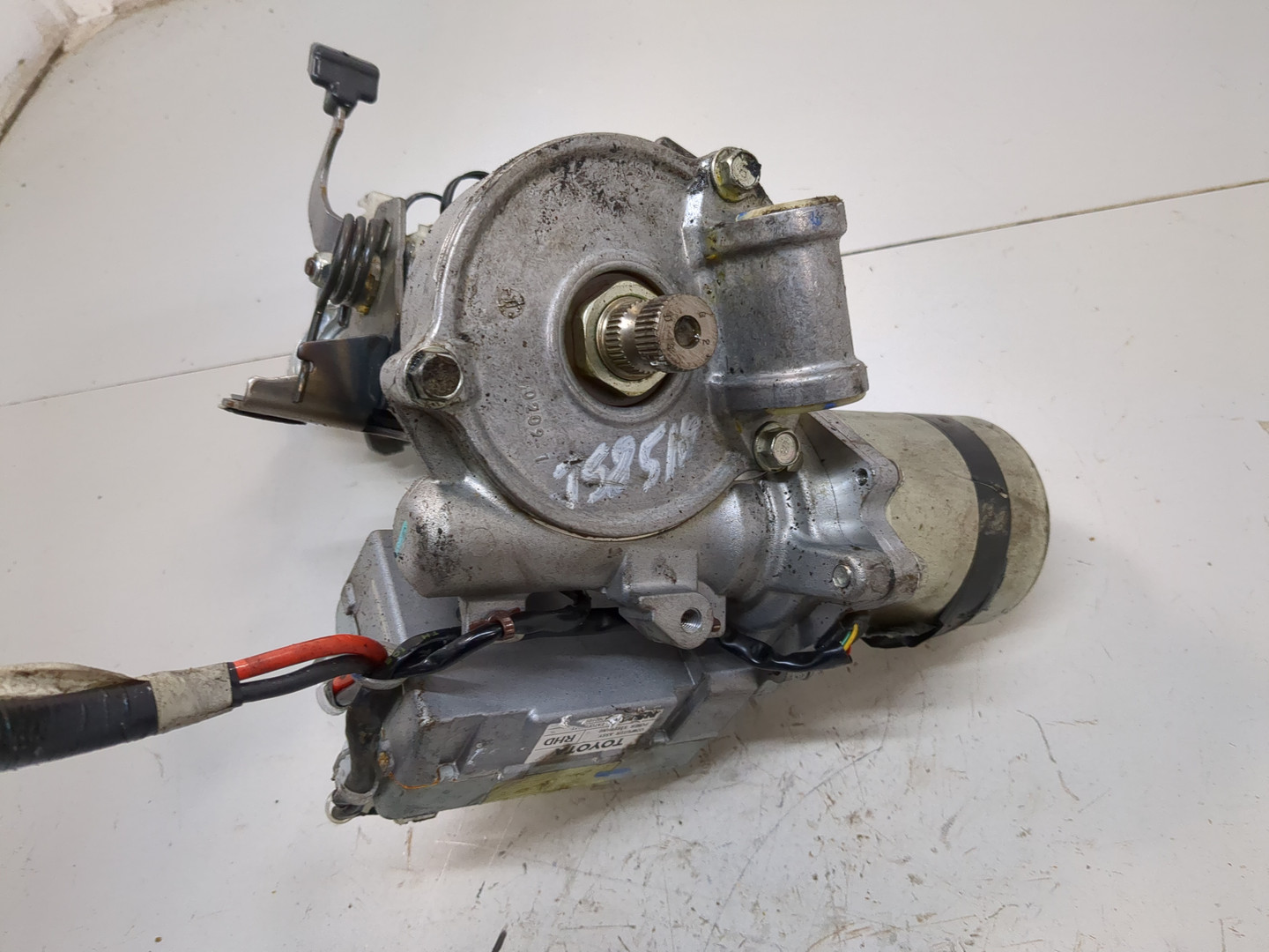 Серводвигатель рулевой рейки