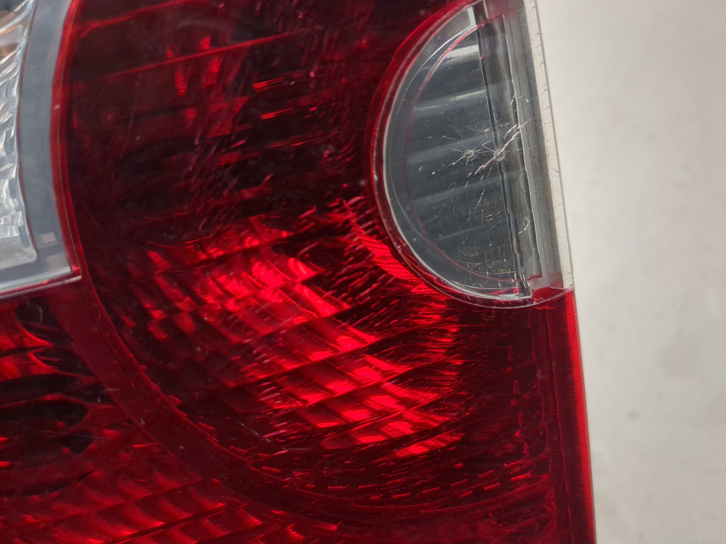 Фонарь задний левый