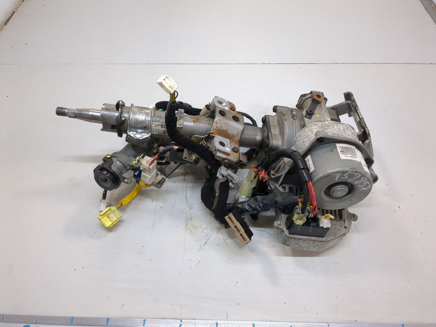 Серводвигатель рулевой рейки