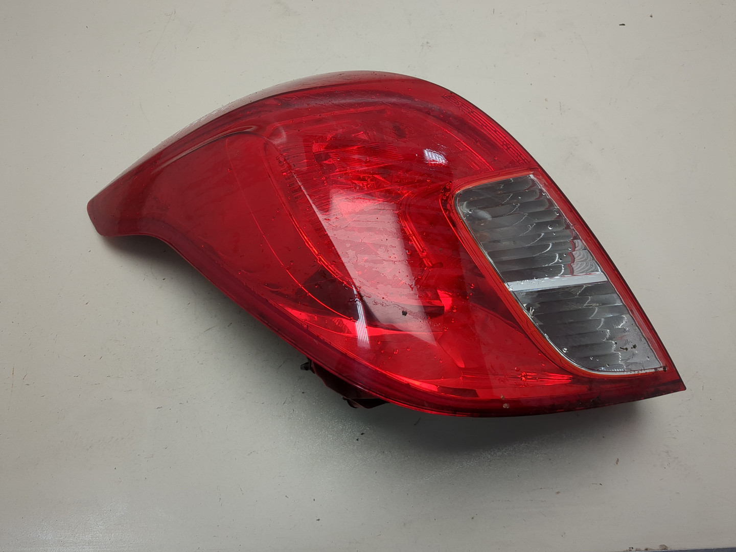 Фонарь задний левый