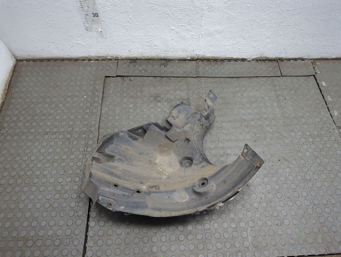 Локер передний левый