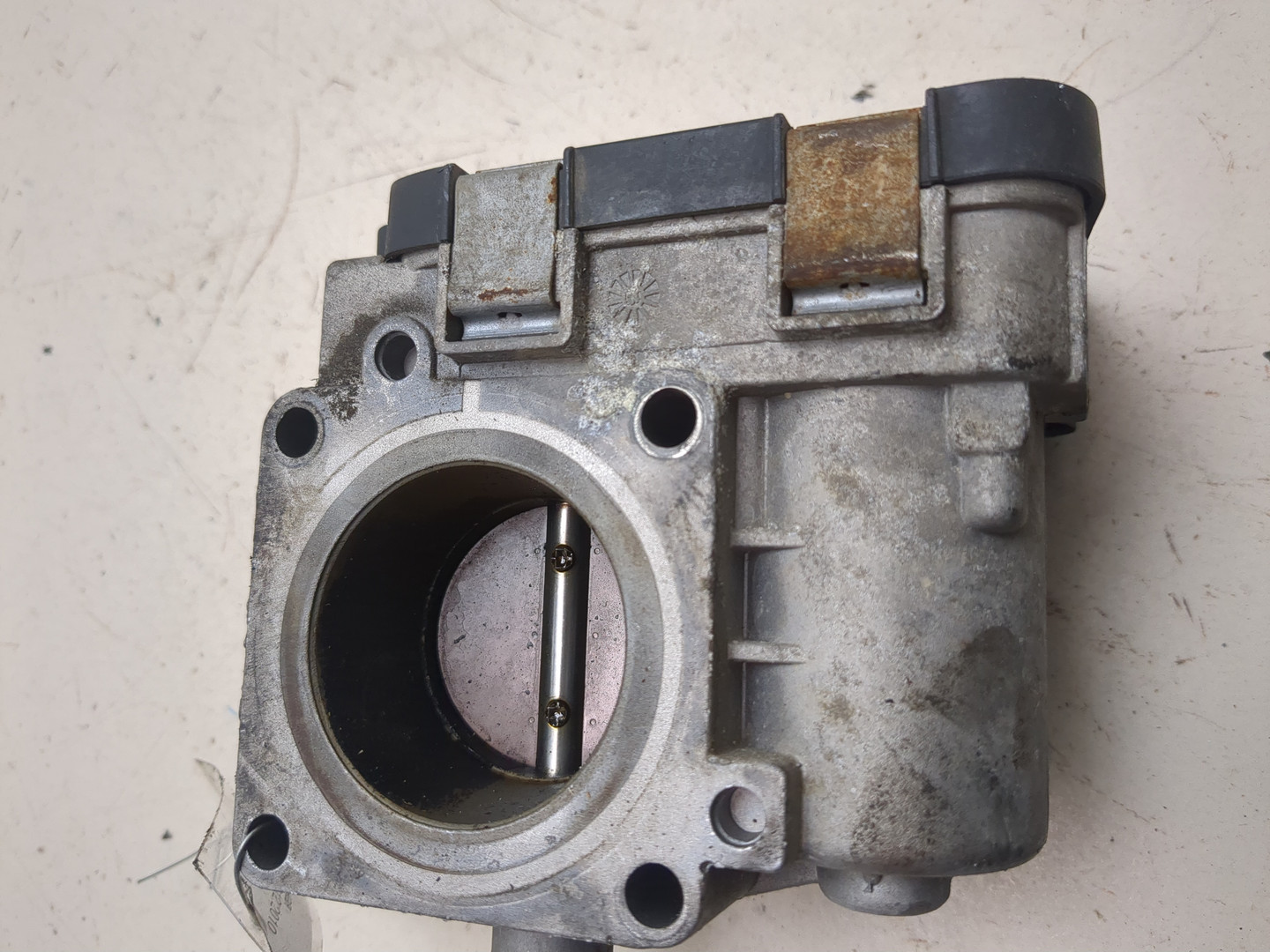 Заслонка дроссельная электрическая