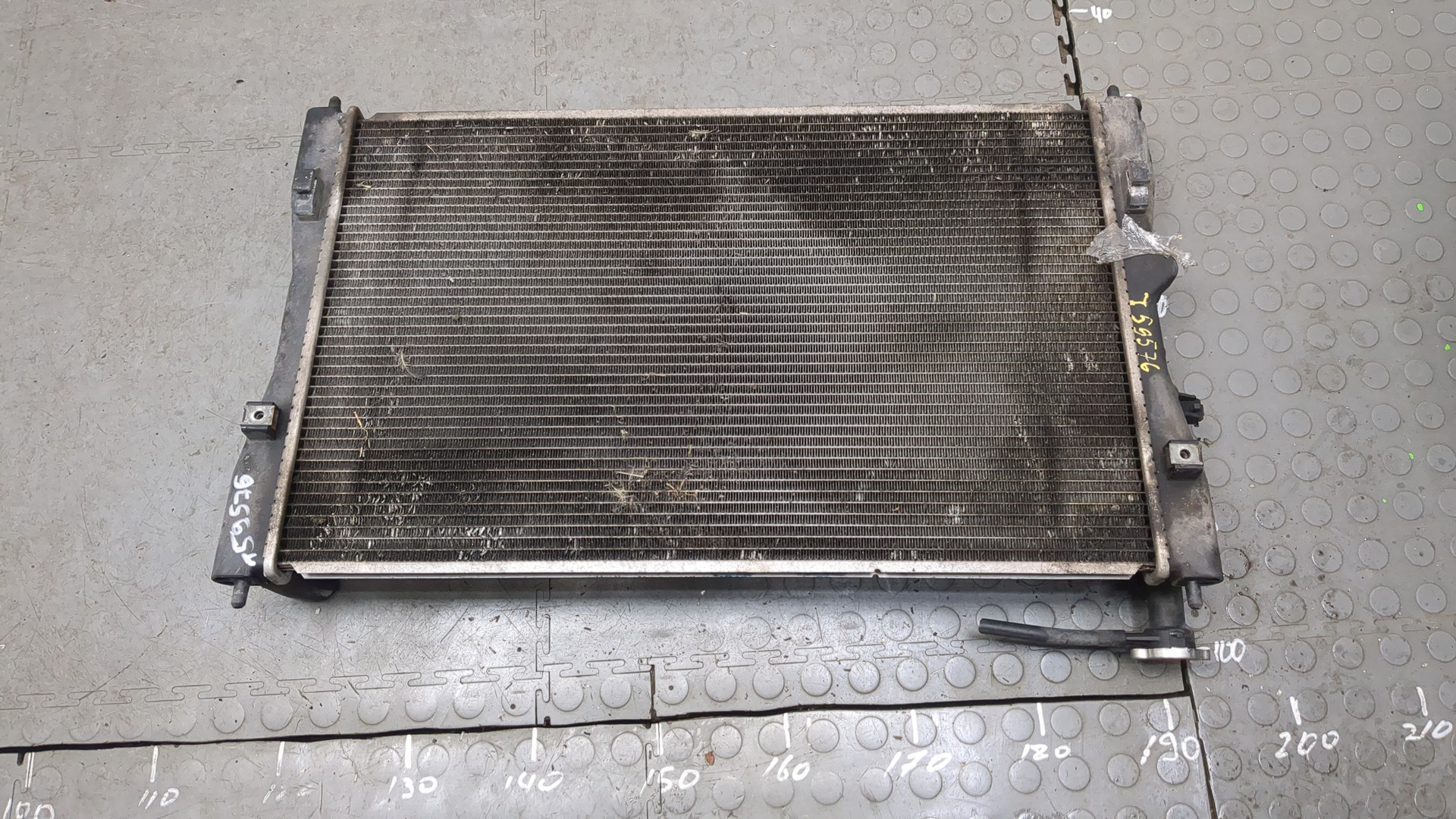 Радиатор охлаждения двигателя основной