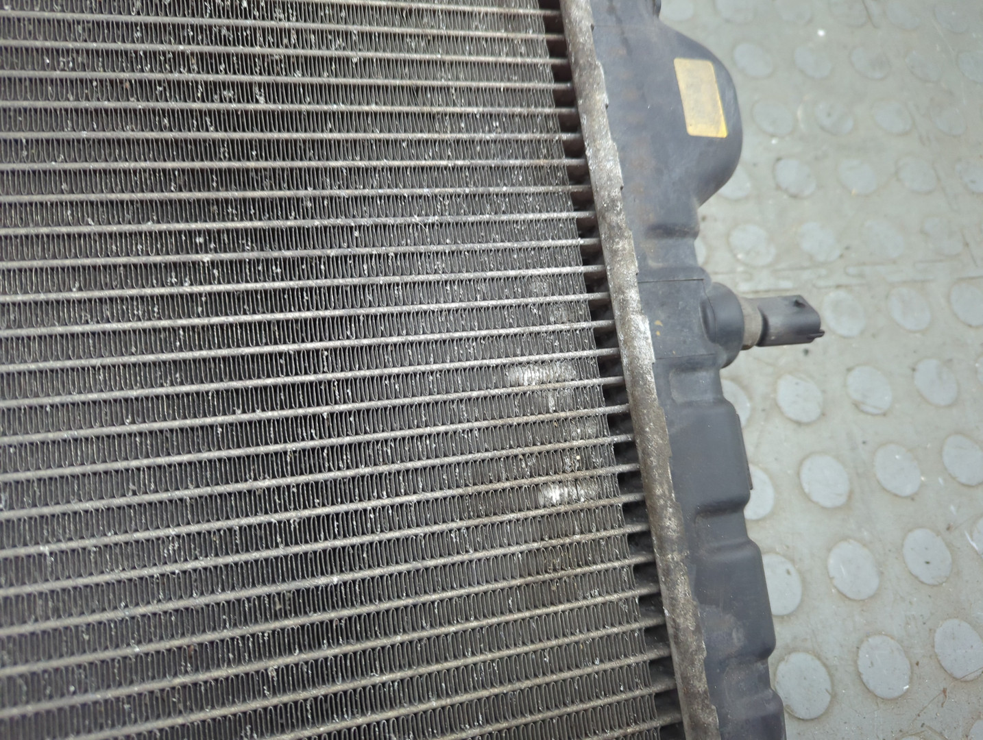 Радиатор охлаждения двигателя основной