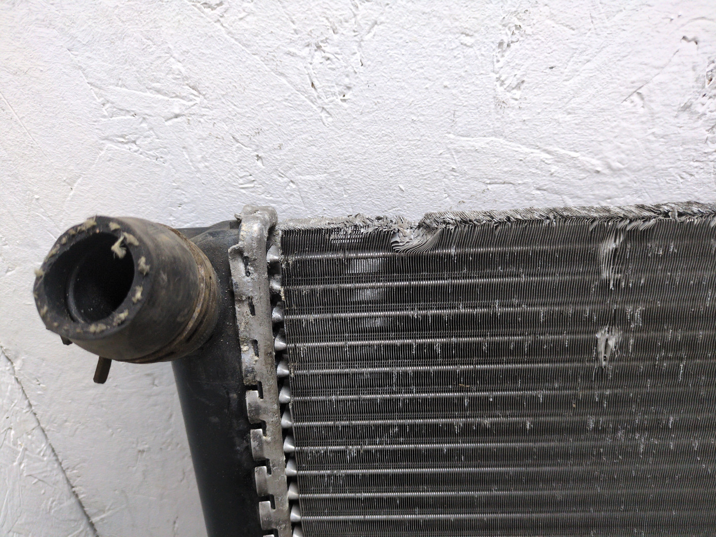 Радиатор охлаждения двигателя основной