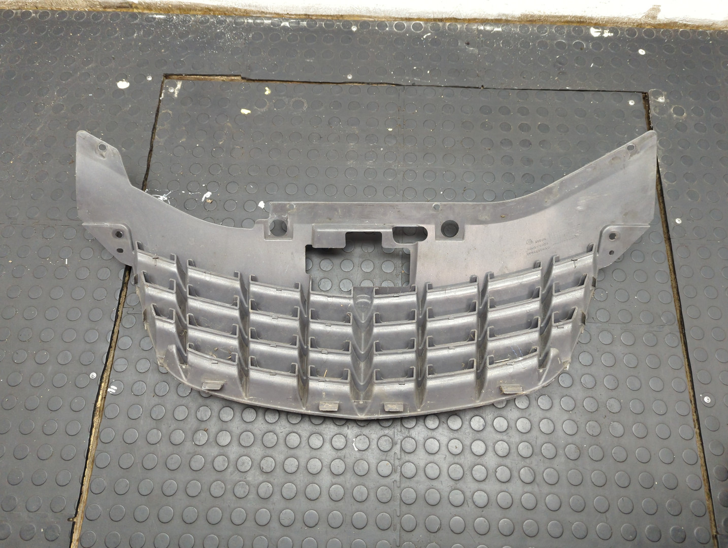 Решетка радиатора