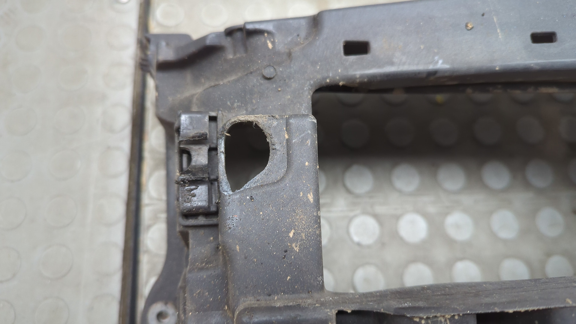 Панель передняя (телевизор)