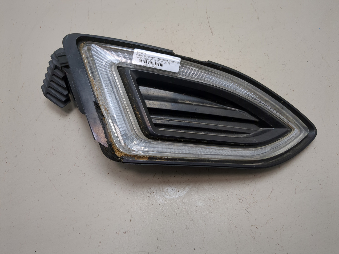 Фара противотуманная правая