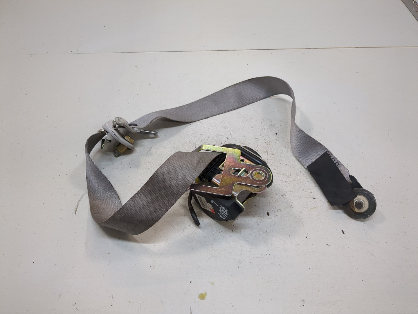 Ремень безопасности