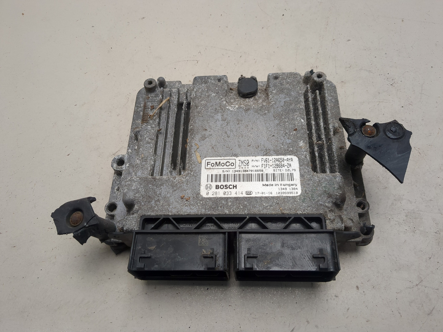 Блок управления двигателем