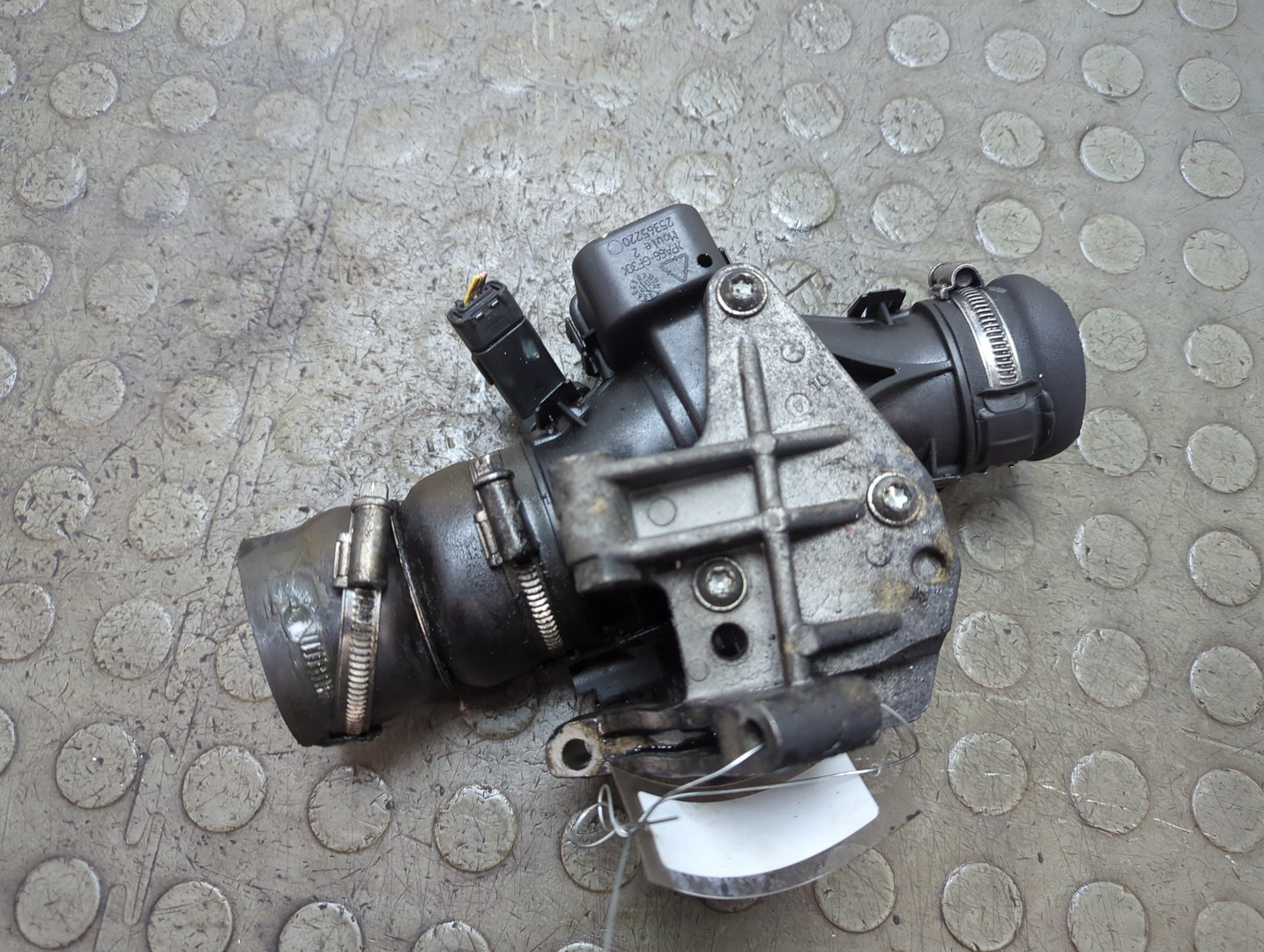 Заслонка дроссельная электрическая