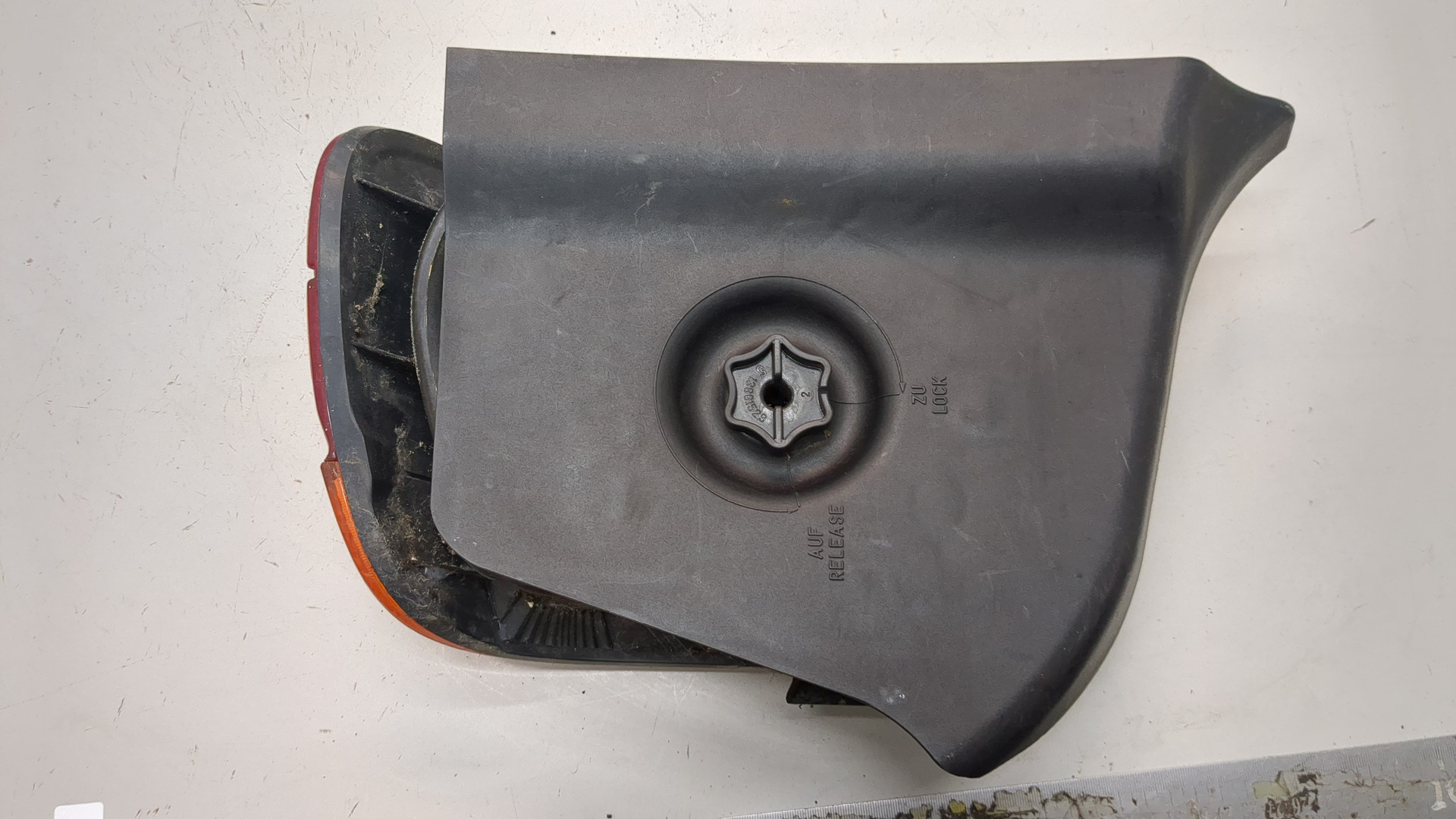 Фонарь задний левый