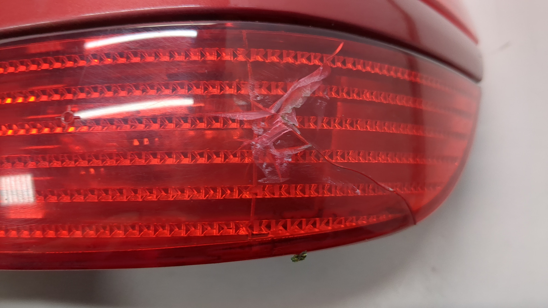 Фонарь задний правый