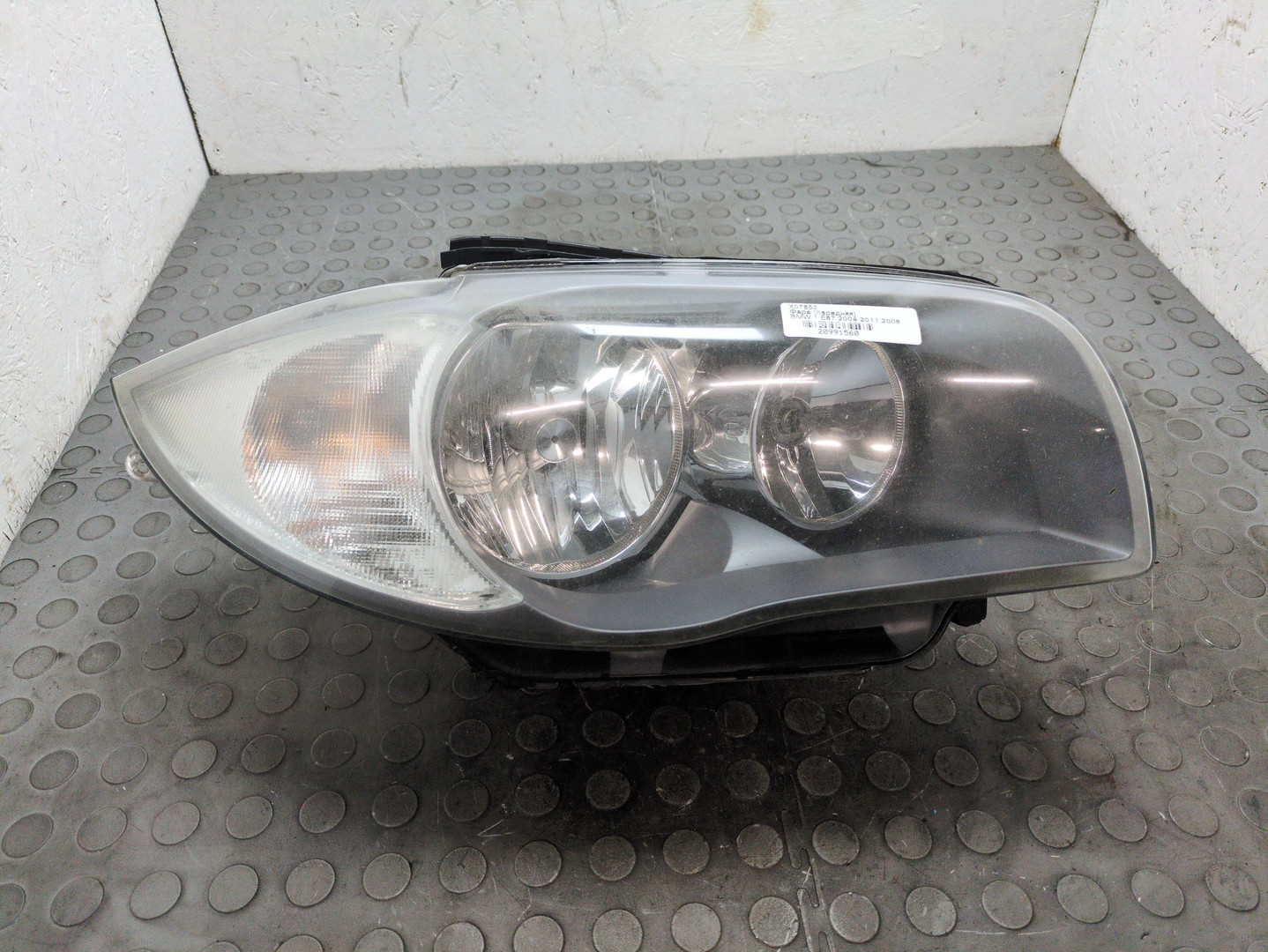 Фара правая